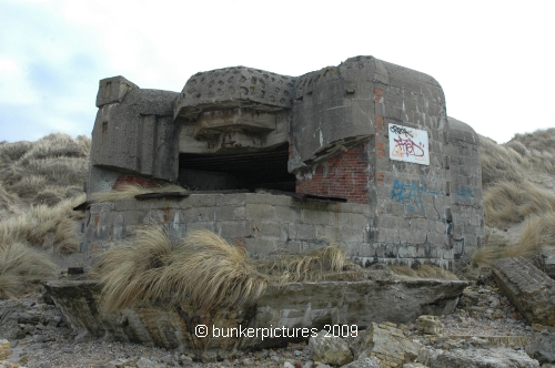 © bunkerpictures - Type 671 with panzer doors